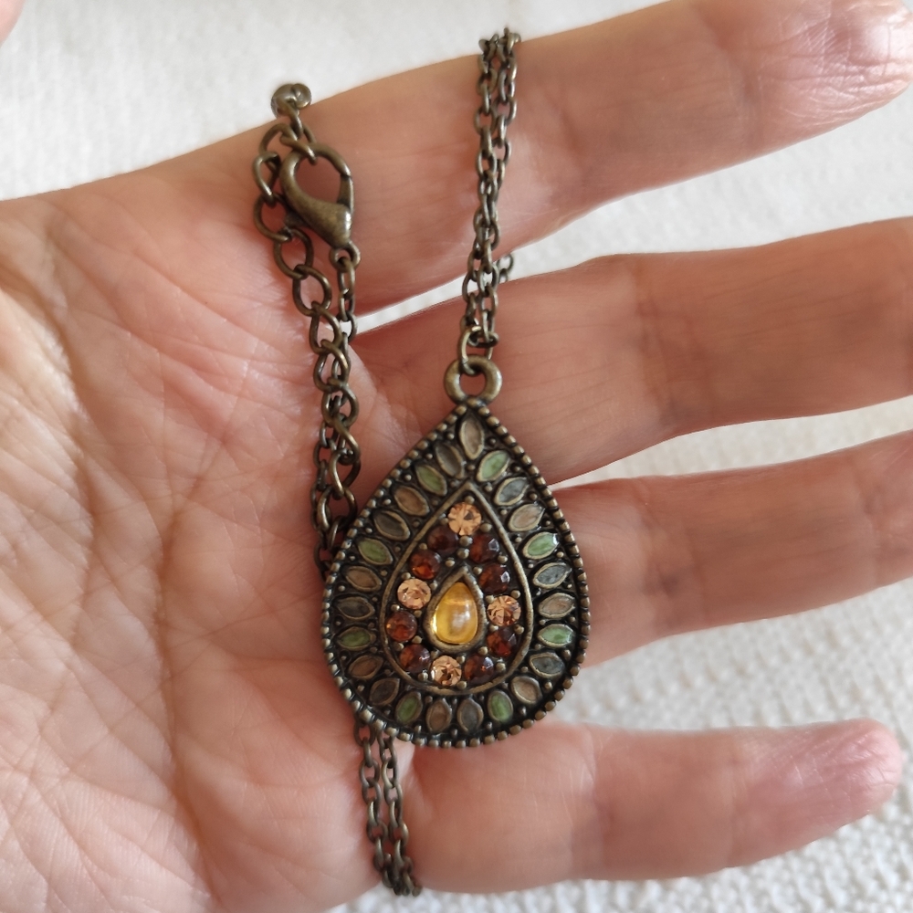 3/$20💗Vintage Teardrop Pendant Necklace Lobster Clasp - Picture 5 of 7